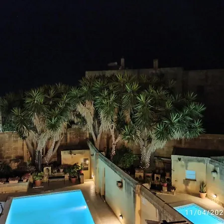 Gozo Break Kerċem