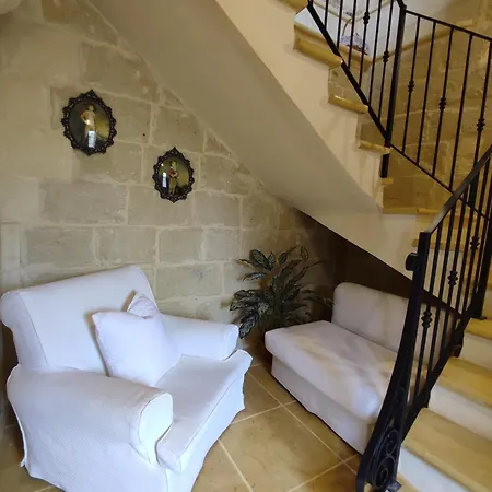 Villa Gozobreak Kerċem