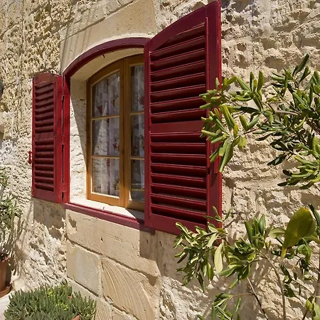 Gozo Break * Kerċem